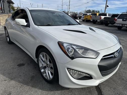 2013 Hyundai Genesis Coupe 3.8 Grand Touring