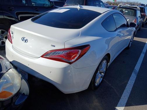 2013 Hyundai Genesis Coupe 3.8 Grand Touring