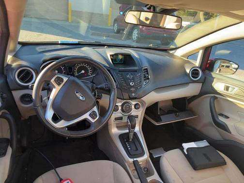 2016 Ford Fiesta SE