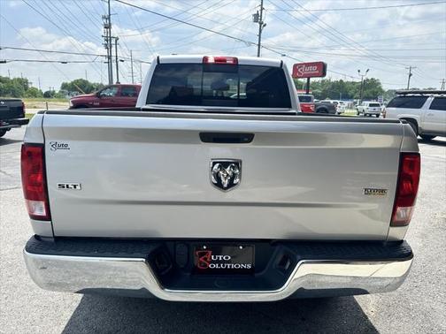 2018 RAM 1500 SLT