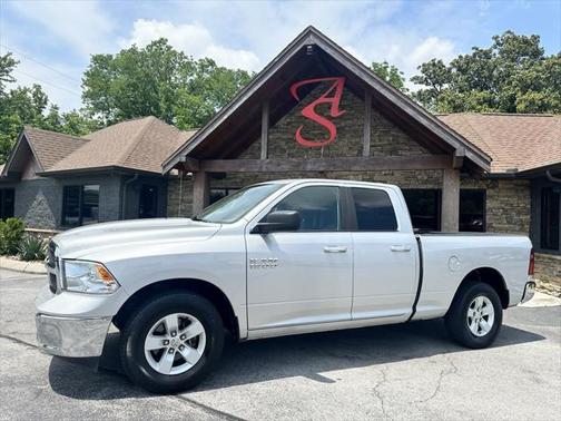 2018 RAM 1500 SLT