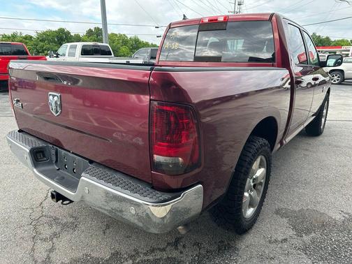 Delmonico Red Pearlcoat 2016 RAM 1500 Big Horn