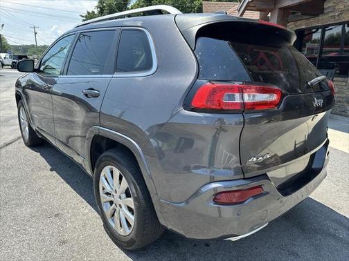 2018 Jeep Cherokee Overland