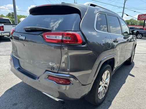 2018 Jeep Cherokee Overland