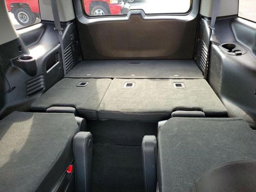 Pepperdust Metallic 2018 Chevrolet Tahoe Premier