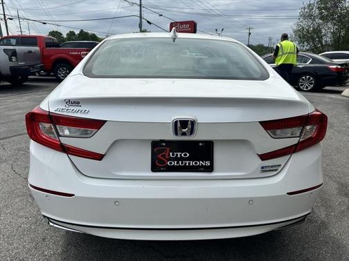 2022 Honda Accord Hybrid Touring
