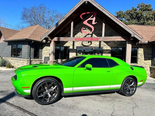 2017 Dodge Challenger SXT