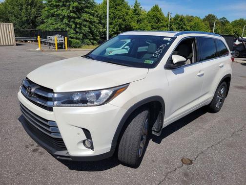 Blizzard Pearl 2017 Toyota Highlander Limited Platinum