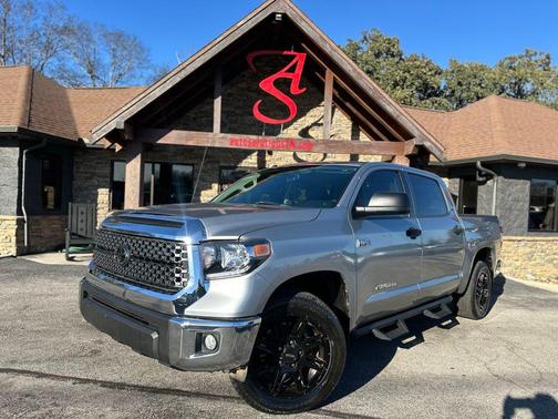 Silver Sky Metallic 2018 Toyota Tundra SR5 Truck