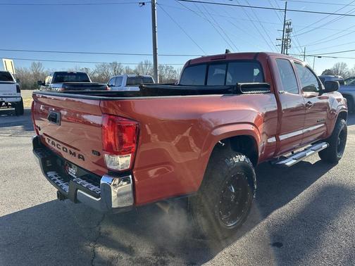 2016 Toyota Tacoma SR5