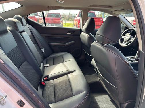 2020 Nissan Altima SR VC-Turbo FWD