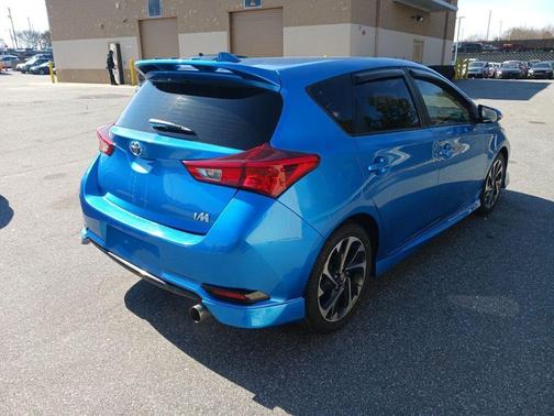 2017 Toyota Corolla iM Base