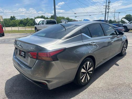 Gun Metallic 2021 Nissan Altima 2.5 SV