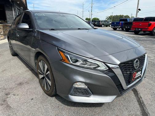 Gun Metallic 2021 Nissan Altima 2.5 SV