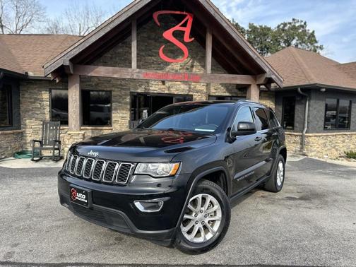 2021 Jeep Grand Cherokee Laredo