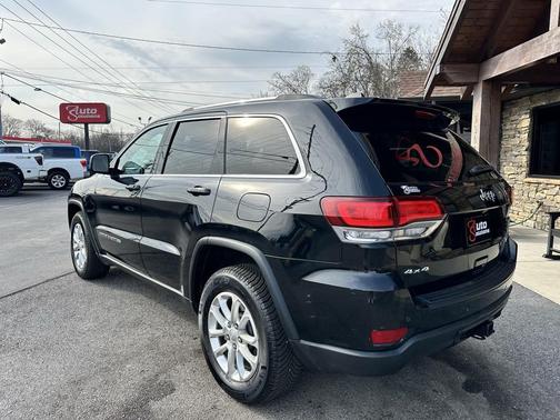 2021 Jeep Grand Cherokee Laredo