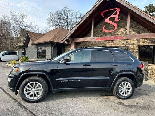 2021 Jeep Grand Cherokee Laredo