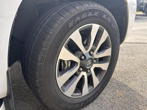 2021 Toyota Sequoia Limited