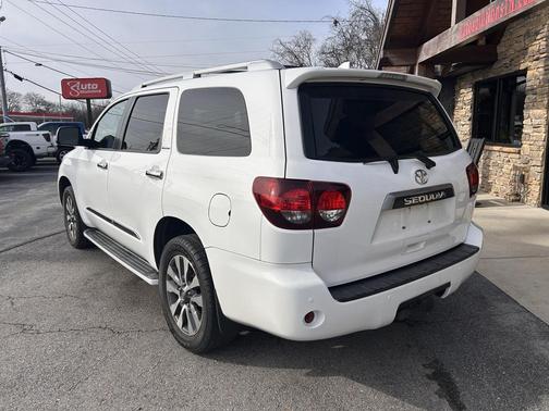 2021 Toyota Sequoia Limited