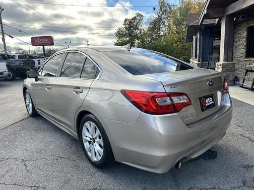 2016 Subaru Legacy Premium