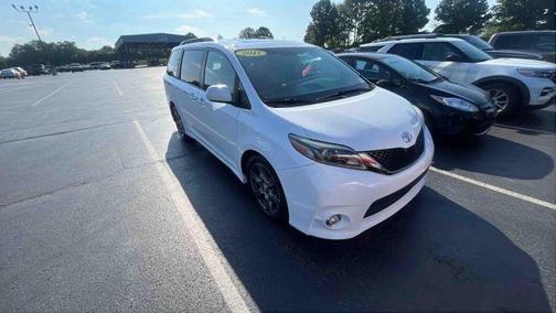 2017 Toyota Sienna SE