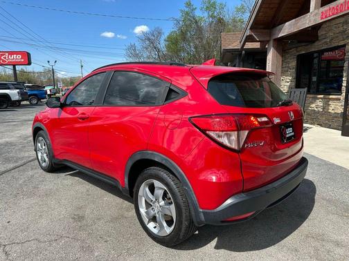 Milano Red 2018 Honda HR-V LX