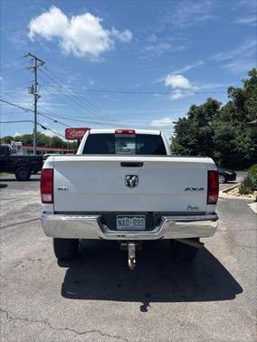 2017 RAM 2500 SLT Crew Cab 4x4 6'4' Box