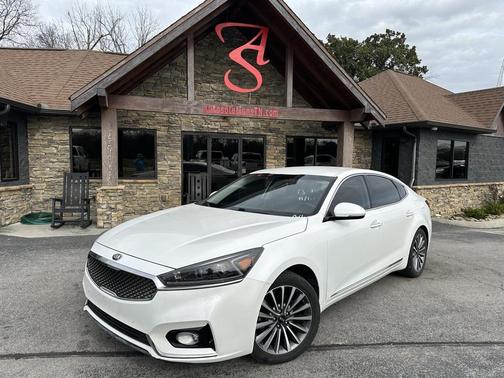 2017 Kia Cadenza Premium