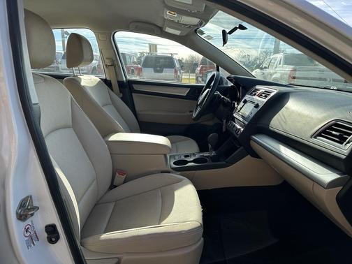 2017 Subaru Legacy Base