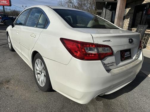 2017 Subaru Legacy Base