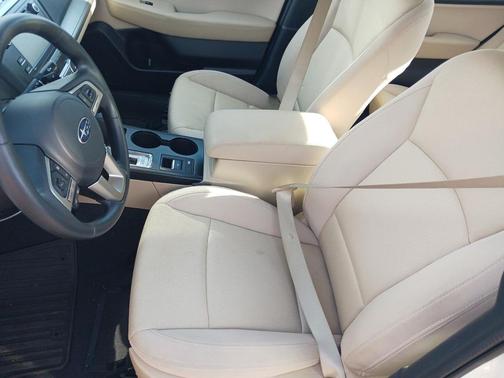 2017 Subaru Legacy Base