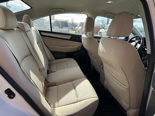 2017 Subaru Legacy Base