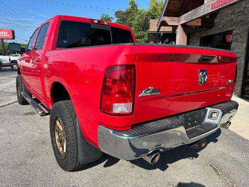 Flame Red Clearcoat 2016 RAM 1500 Big Horn