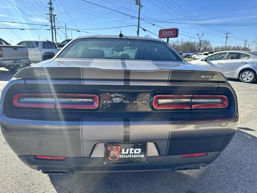 2015 Dodge Challenger SRT 392