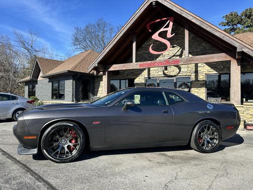 2015 Dodge Challenger SRT 392