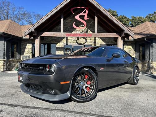 Granite Crystal Metallic Clearcoat 2015 Dodge Challenger SRT 392 Coupe
