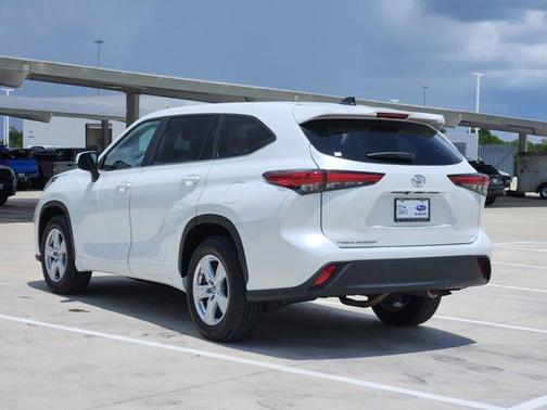 2023 Toyota Highlander L
