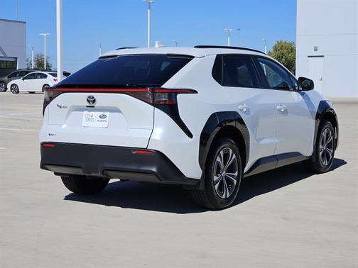 2024 Toyota bZ4X XLE