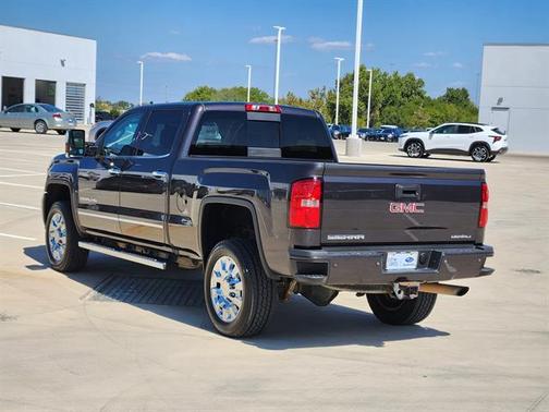 2016 GMC Sierra 2500 Denali