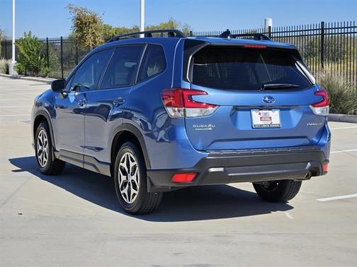 2024 Subaru Forester Premium