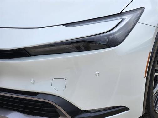 2025 Toyota Prius XLE