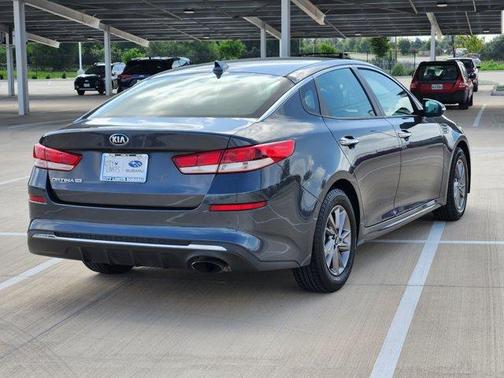 2020 Kia Optima LX