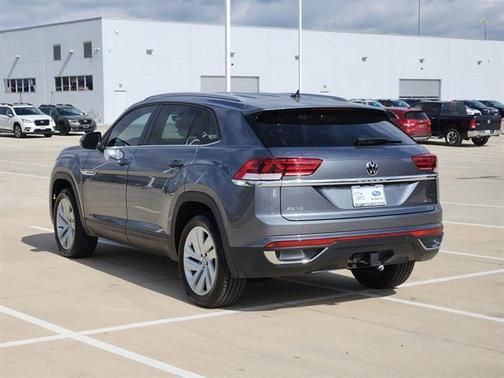 2022 Volkswagen Atlas Cross Sport 3.6L V6 SE w/Technology