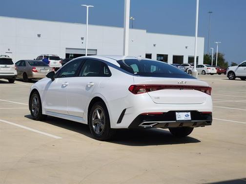 2023 Kia K5 LXS
