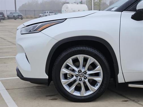 2022 Toyota Highlander Limited