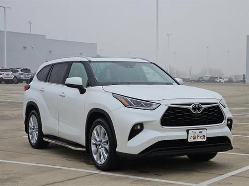 2022 Toyota Highlander Limited