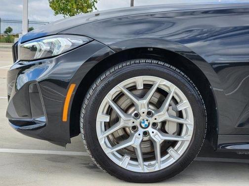 2025 BMW 330 i xDrive