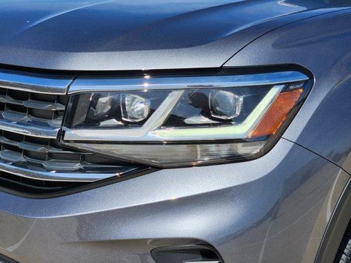 2022 Volkswagen Atlas 3.6L SE w/Technology