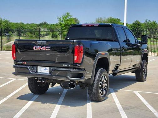 2023 GMC Sierra 3500 AT4