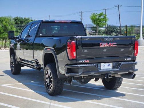 2023 GMC Sierra 3500 AT4